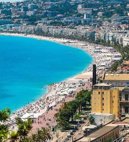 Lägenhet Spacious In Cimiez *